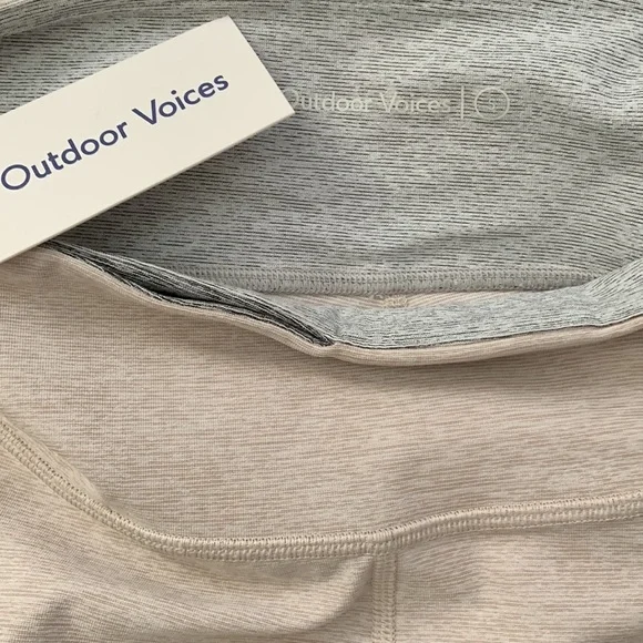 Outdoor Voices Oatmeal & Gray Dipped Leggings - Picture 9 of 9